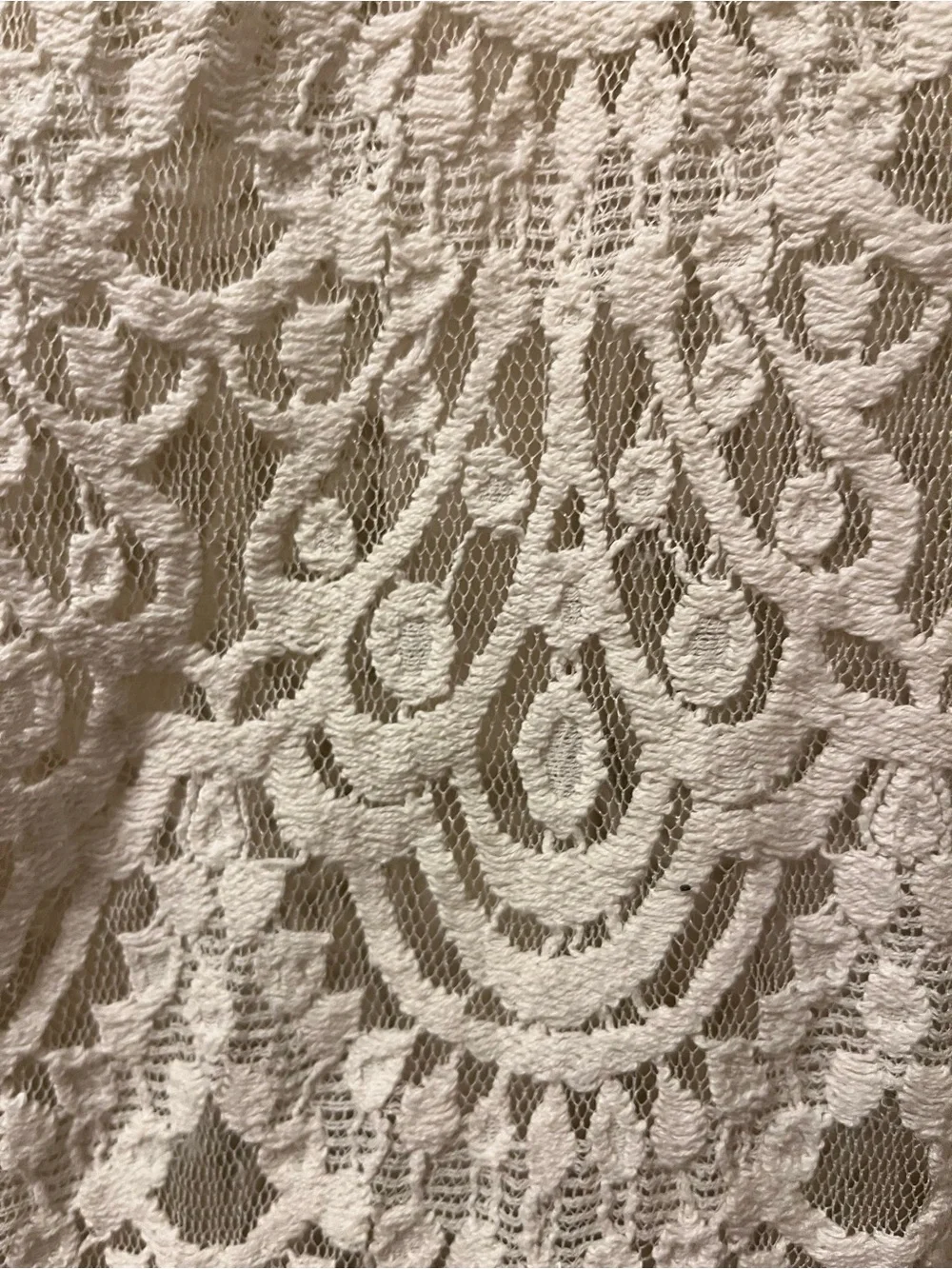Banana Republic Women’s Cream Lace Long-Sleeve Top With Button Up Back Sz Med